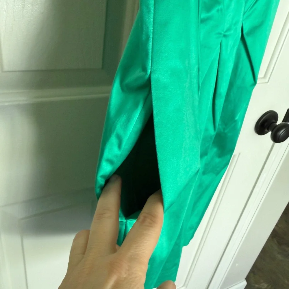 NWT BCBG Max Azria 6 Emerald Green Mini Dress Pleats Black Ribbon Cocktail Party